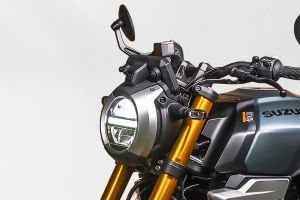 Head Light of GSX-8T