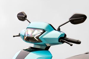 Head Light of Nexus