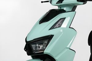 Head Light of Racer Neo
