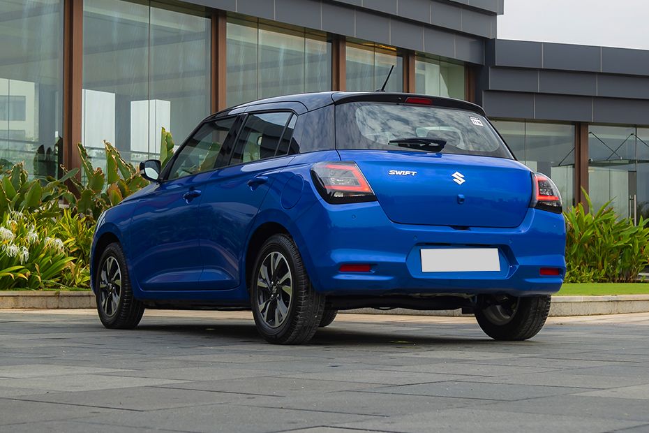Rear 3/4 left Image of Swift