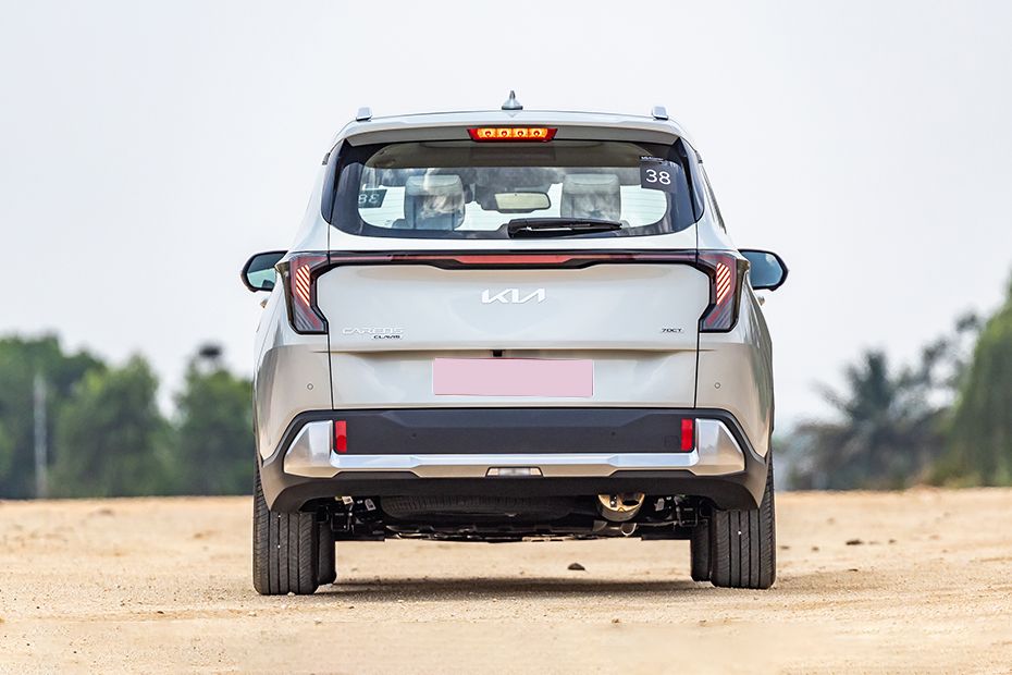 Rear back Image of Carens Clavis