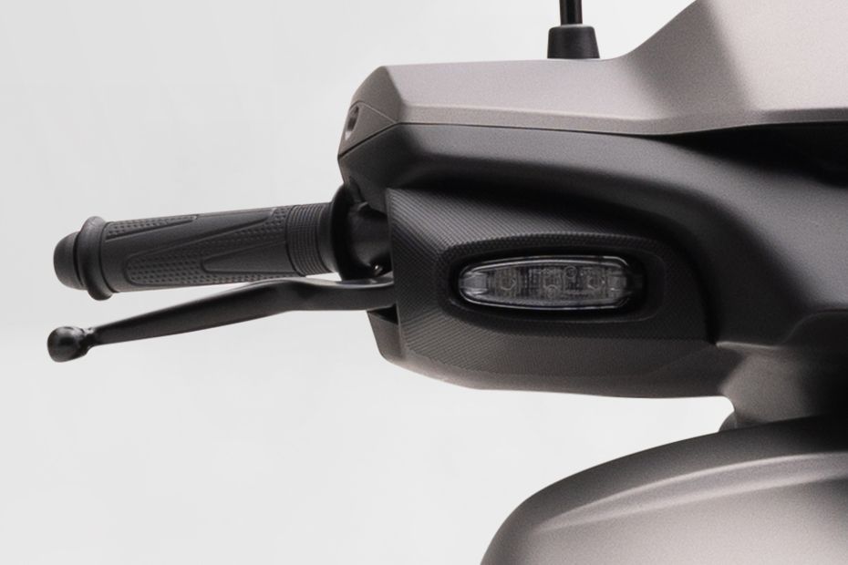 Rear Indicator View of VX2