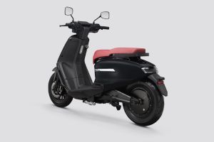 Rear Left View of Tennis 1500