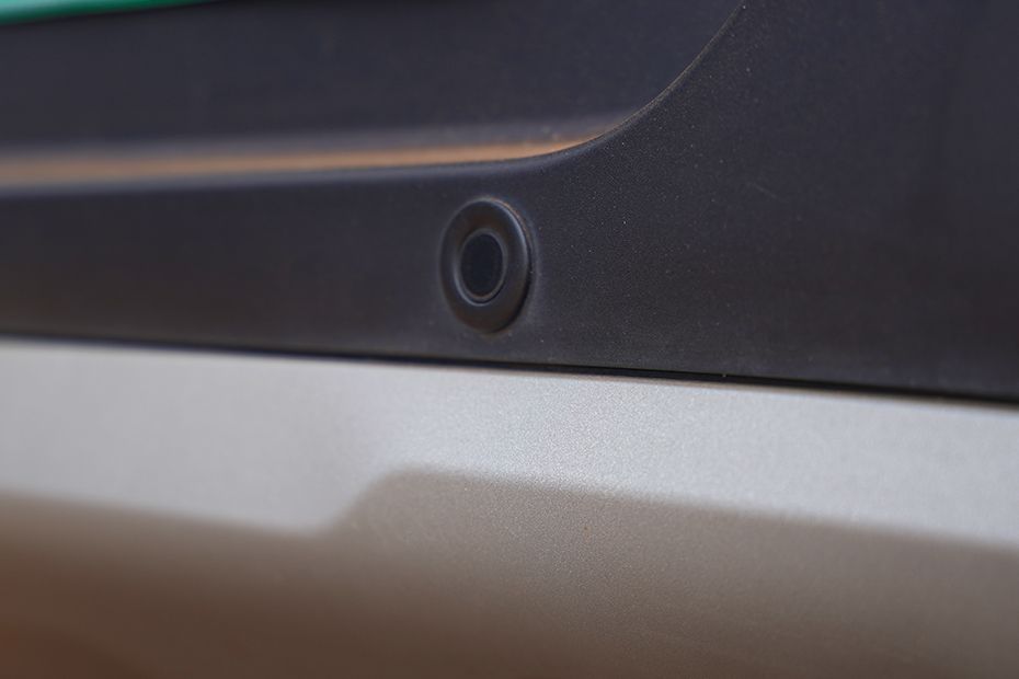 Rear Parking Sensors Top View Image of eC3