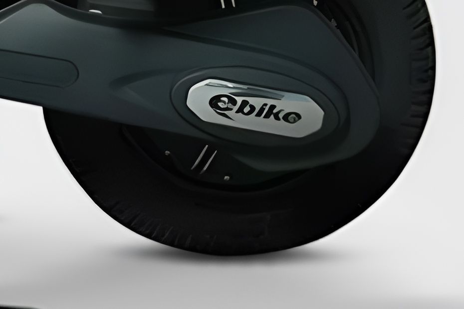 Rear Tyre View of E-Zap Dx