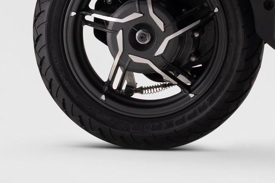 Rear Tyre View of VX2