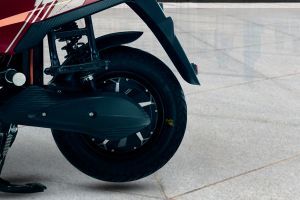 Rear Tyre View of JMT 1000