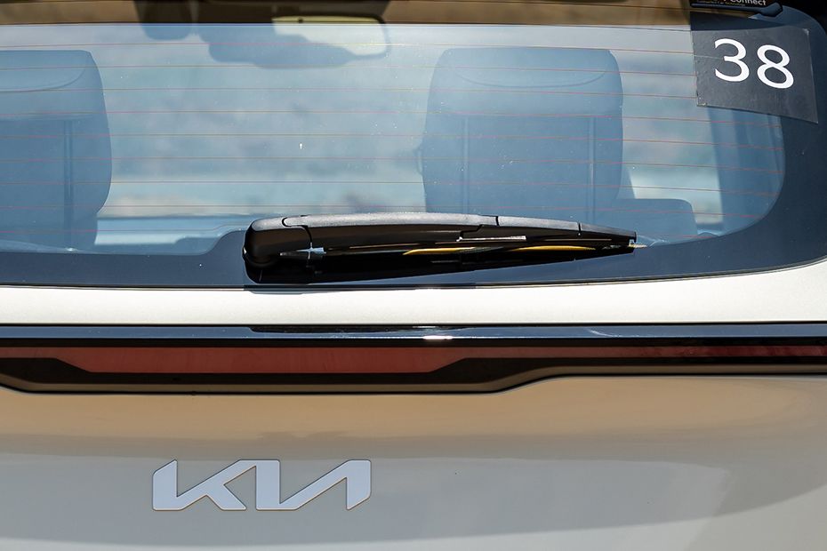 Rear Wiper Image of Carens Clavis