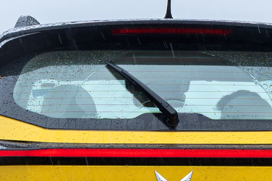 Rear Wiper Image of XUV 3XO