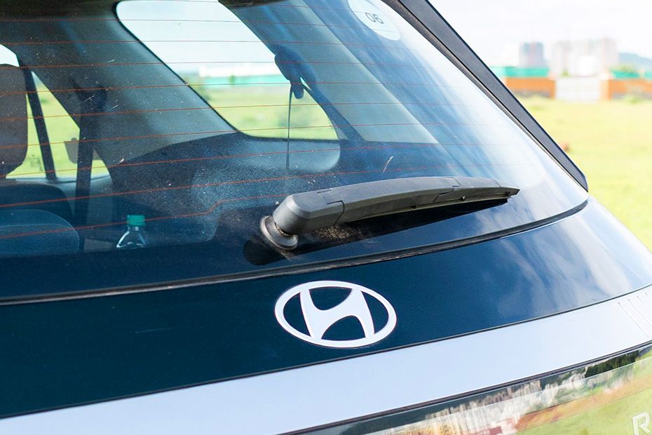 Rear Wiper Image of Alcazar