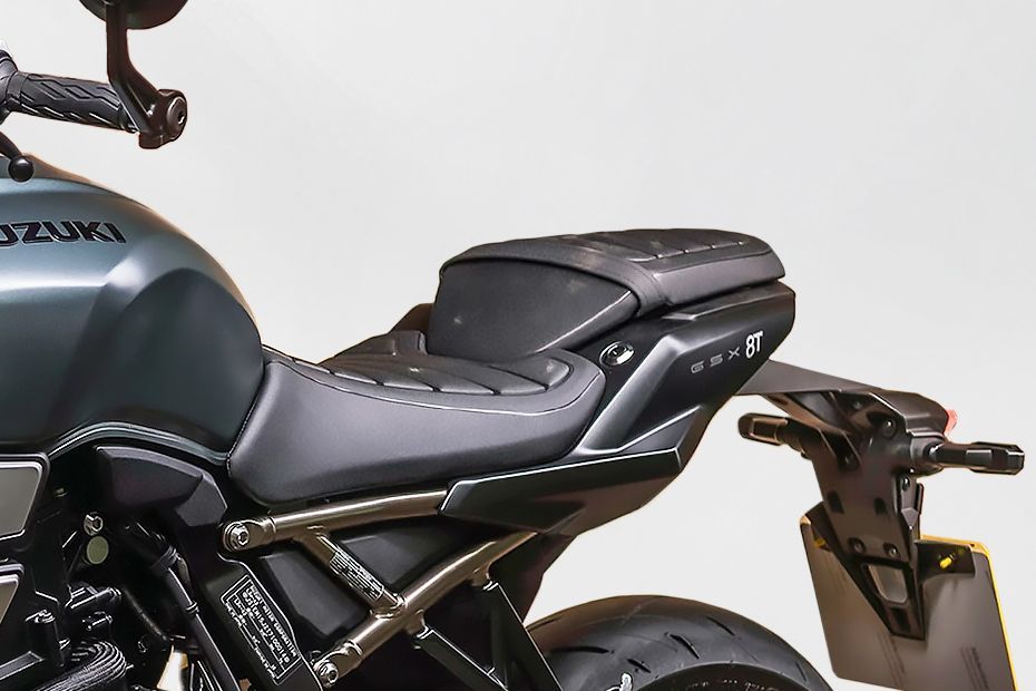 Seat of GSX-8T