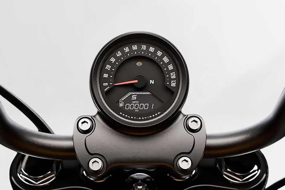 Speedometer of Street Bob