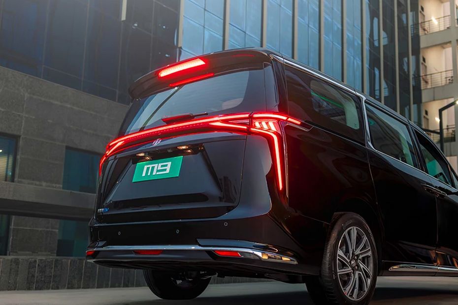 Tail lamp Image of M9