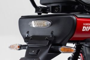 Tail Light of Diplos Max