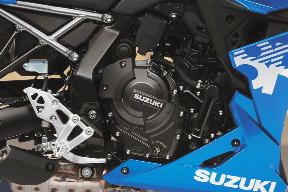 Engine of GSX-8R