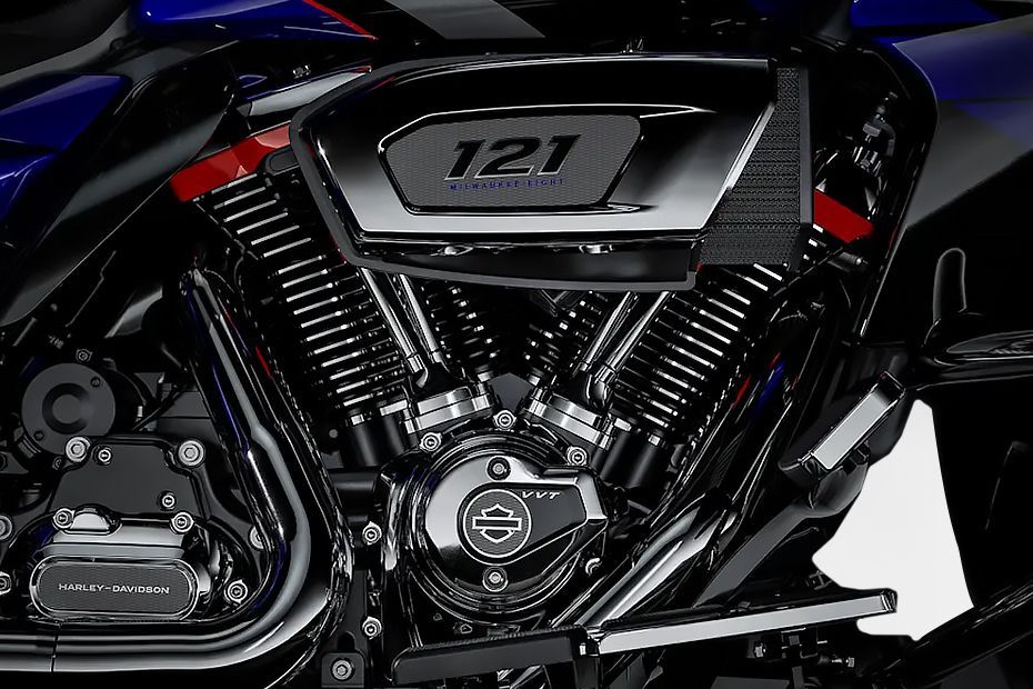 Engine of CVO Road Glide
