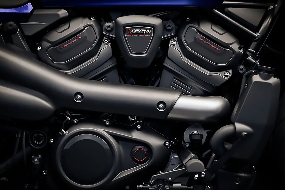 Engine of Sportster S