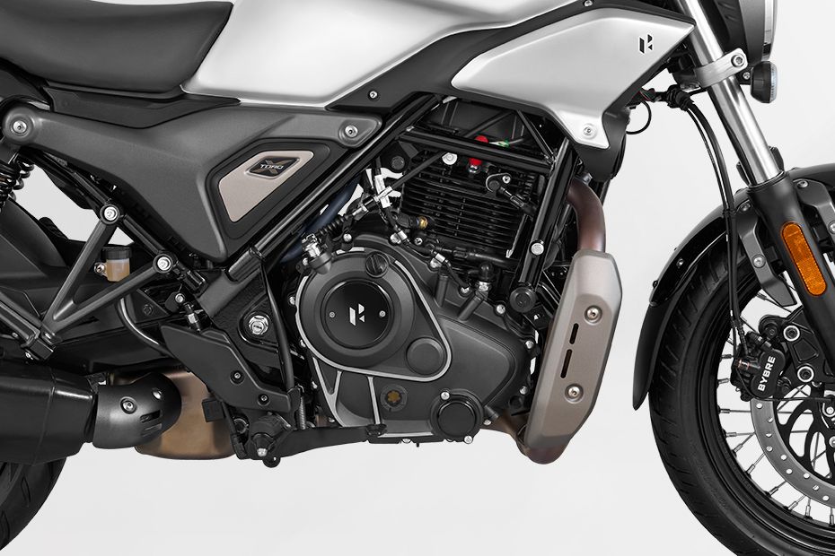 Engine of Mavrick 440