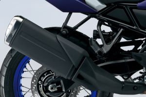 Exhaust View of V-Strom 800 DE