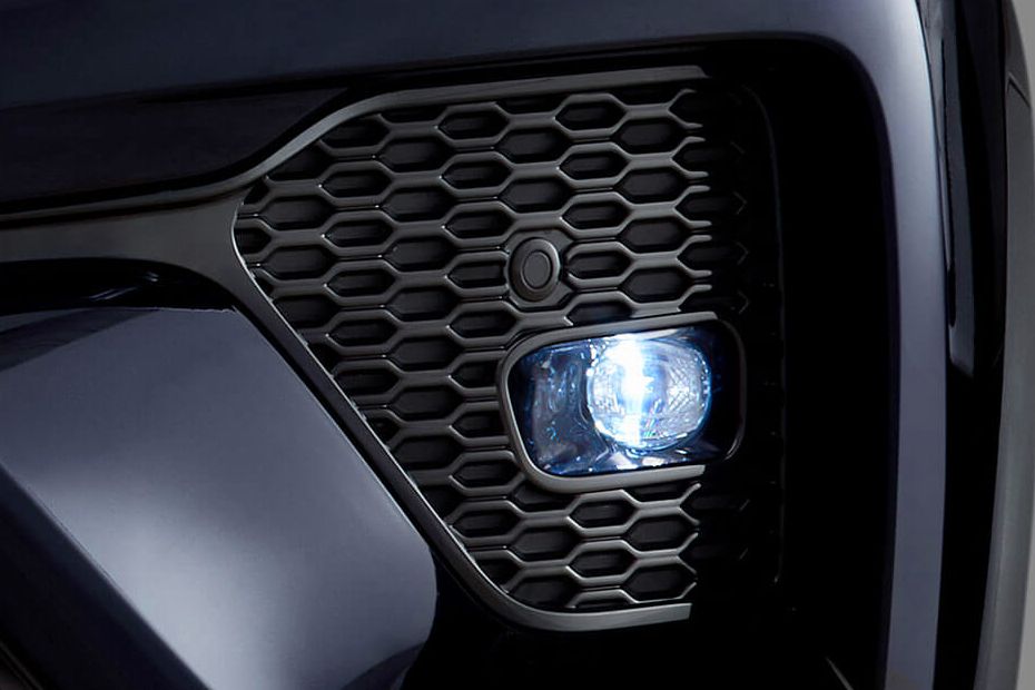 Fog lamp with control Image of Fortuner