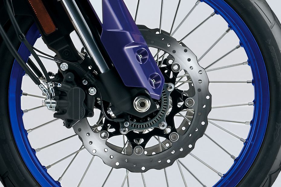 Front Brake View of V-Strom 800 DE