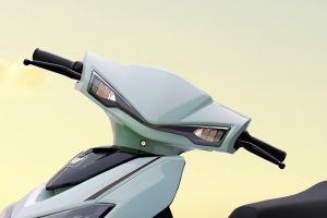 Front Indicator View of Neo