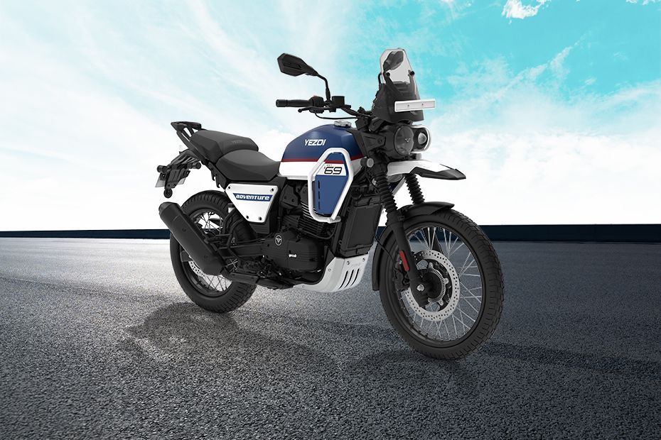 Front View of 2025 Adventure