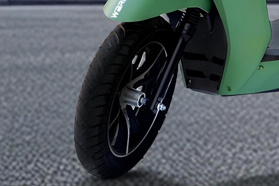 Front Tyre View of Nova