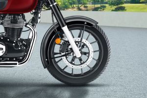 Front Tyre View of CB350