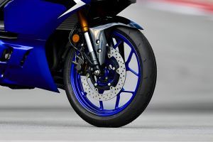 Front Tyre View of 2025 R3