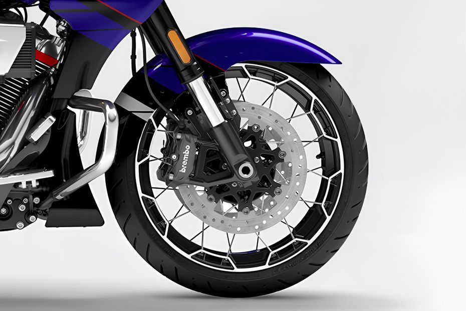 Front Tyre View of CVO Road Glide