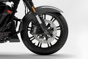 Front Tyre View of CVO Street Glide
