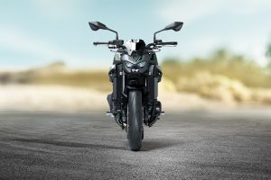 Front View of Z900
