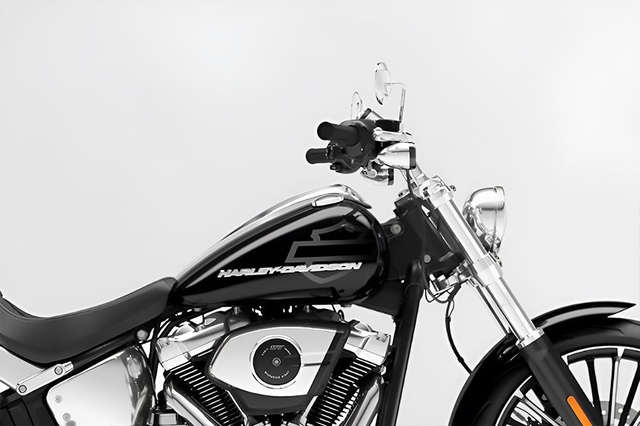 Fuel tank of Breakout