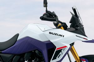 Fuel tank of V-Strom 800 DE