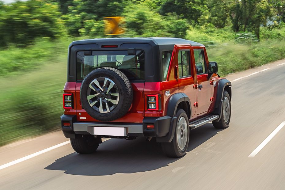 Rear 3/4 Right Image of Thar ROXX