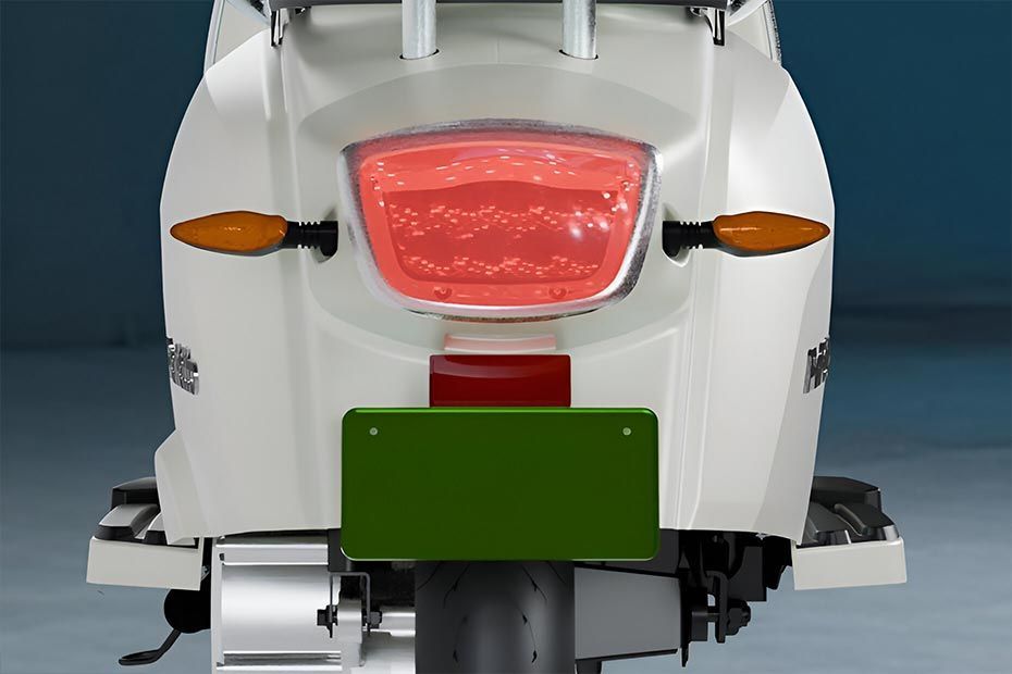 Rear Indicator View of Perfetto