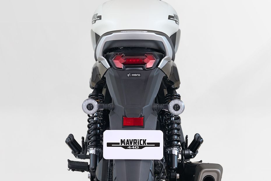 Rear Indicator View of Mavrick 440