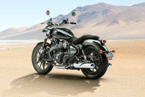 Rear Left View of Super Meteor 650