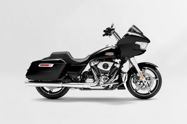 Right Side View of Road Glide