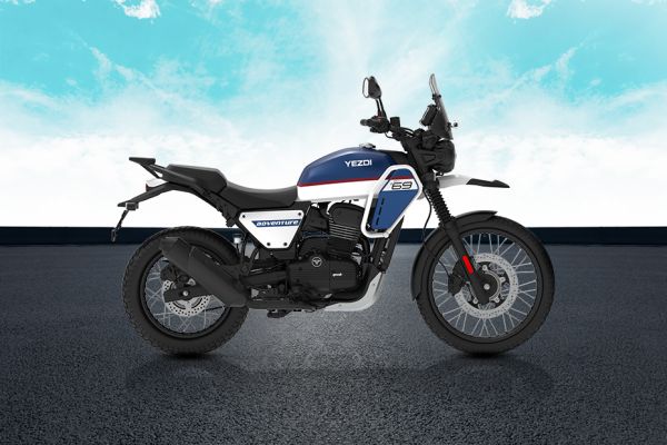 Front Right View of 2025 Adventure