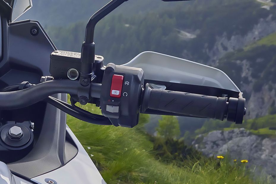 Self Starter Button of 2025 XL750 Transalp