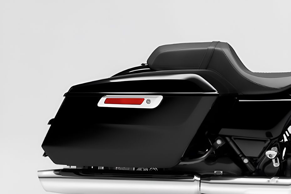 Side Storage of Road Glide