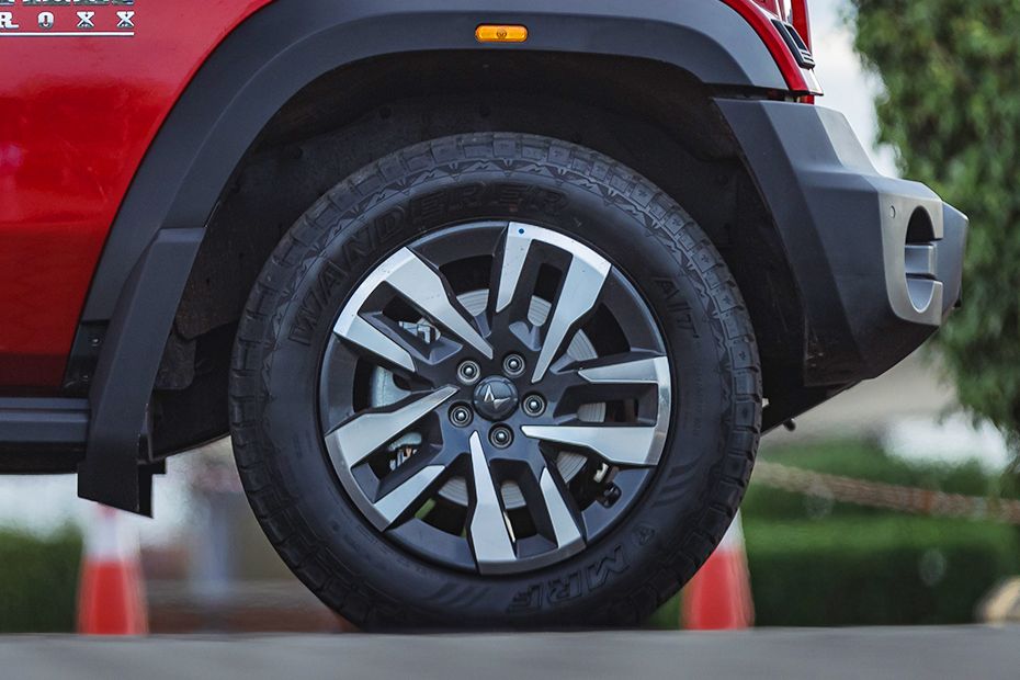 Wheel arch Image of Thar ROXX