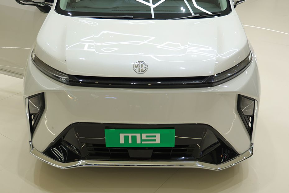 Bumper Image of M9