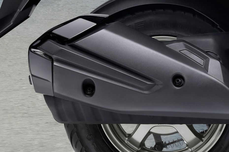 Exhaust View of Avenis