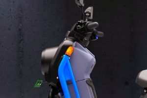 Front Indicator View of Challenger