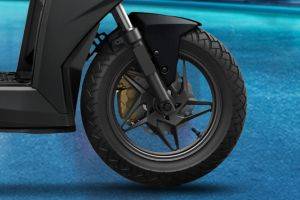 Front Tyre View of OneS