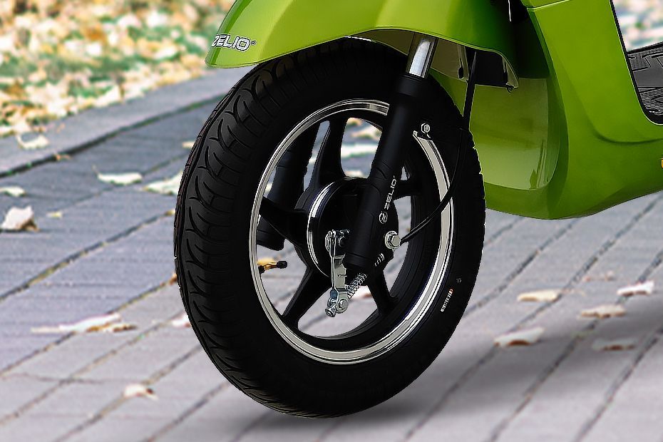 Front Tyre View of Logix