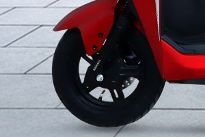 Front Tyre View of X3